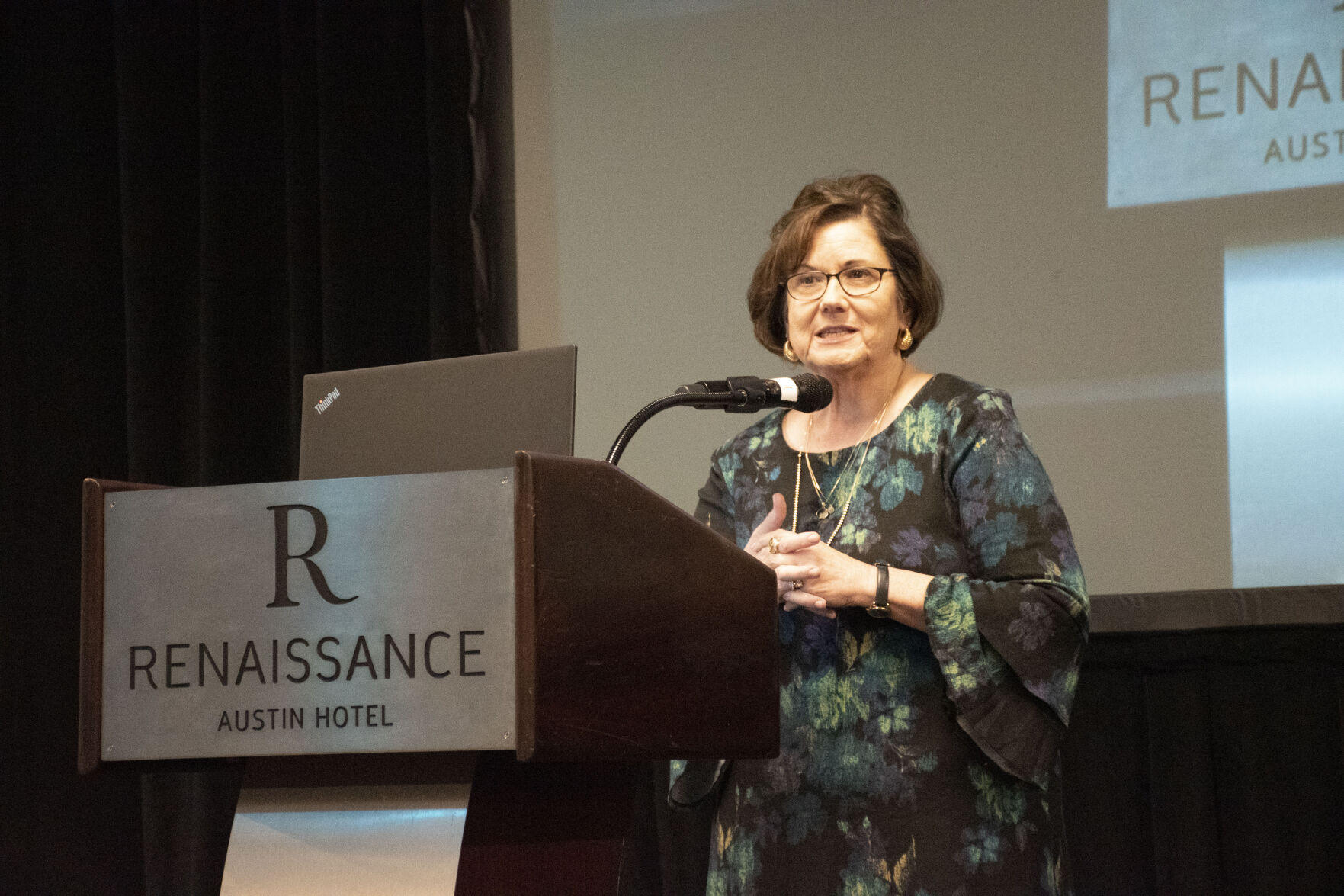 photo, award for Pam Crawford 1.jpg
